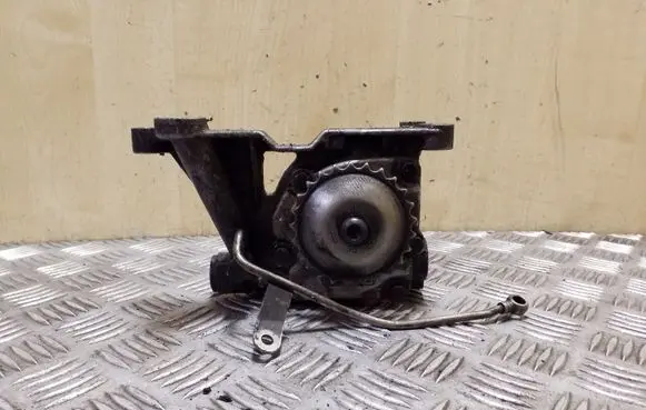 Audi A6 S6 C5 4B Oil pump 059115105G