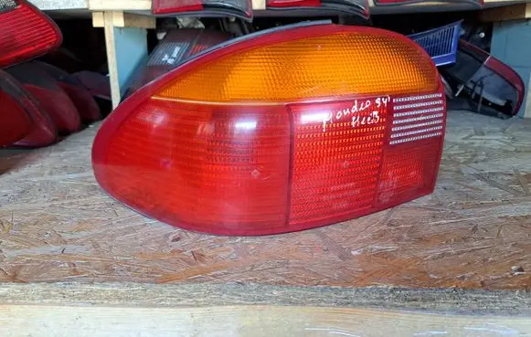 Ford Mondeo MK I Rear/tail lights 93BG13A603BA 93BG13N004DB