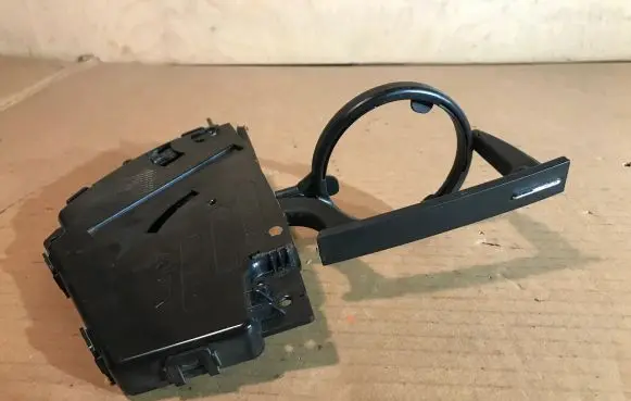Citroen C6 Cup holder 9653150777