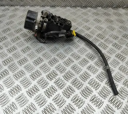 Mercedes-Benz Sprinter W907 W910 Vacuum pump A0004302300