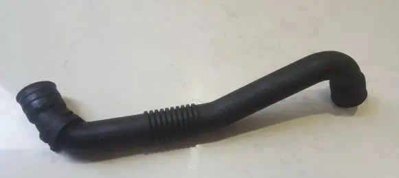 Volkswagen PASSAT B5.5 Breather hose/pipe 038103493ae