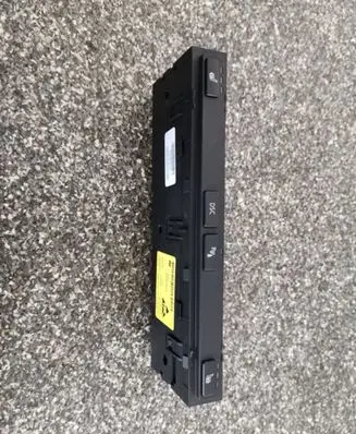 BMW 5 E60 E61 Seat heating switch 6949452