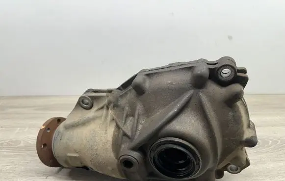 BMW 3 F30 F35 F31 Front differential 7567345