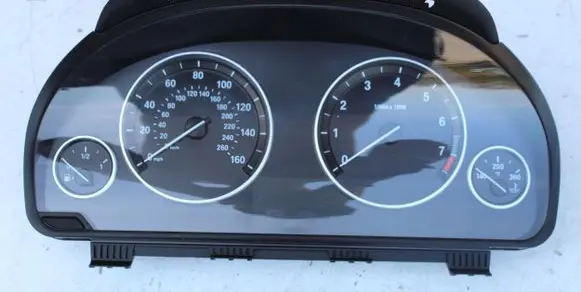 BMW X3 F25 Speedometer (instrument cluster)