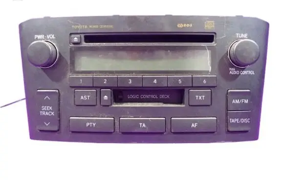 Toyota Avensis Verso Radio/CD/DVD/GPS head unit 