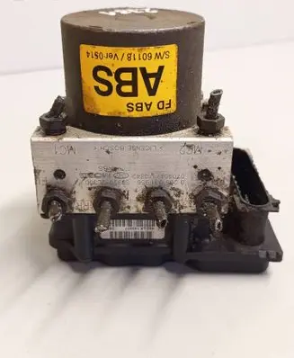 Hyundai i30 ABS Pump 589202L300 0265231956