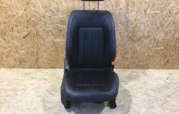 Mercedes-Benz CLS C218 AMG Front passenger seat 
