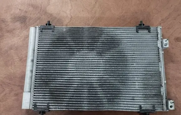 A/C cooling radiator (condenser)