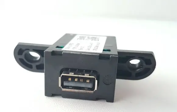 USB socket connector