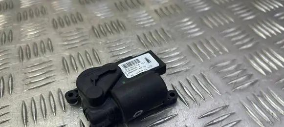 Audi A3 S3 8V Air flap motor/actuator 5Q0907511A