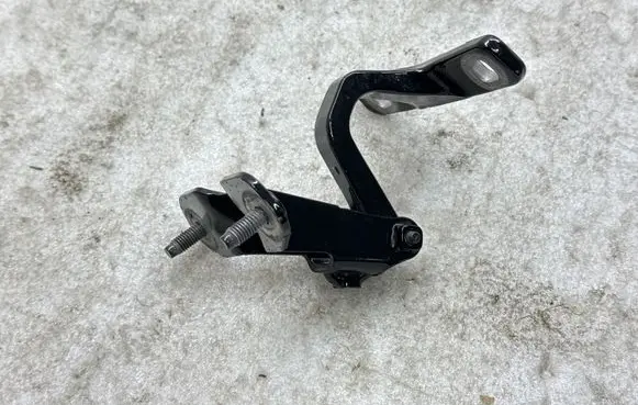 Tesla Model Y Tailgate/trunk/boot hinge 170513598A