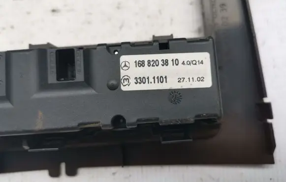 Mercedes-Benz Vaneo W414 A set of switches A1688203810 1688203810
