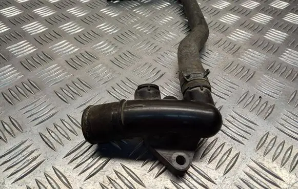 Citroen Xsara Picasso Engine coolant pipe/hose 