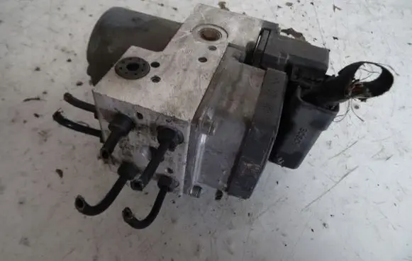 Alfa Romeo 159 ABS Pump 3B0614111