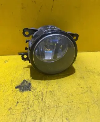 Ford Focus Front fog light 89204894