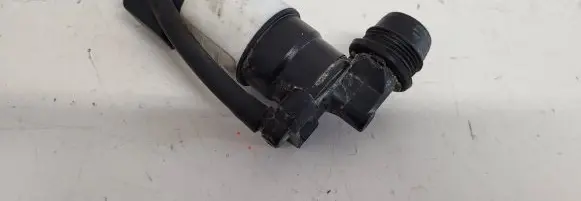 Jaguar XE Windscreen/windshield washer pump BK2117K624BA AV6117K624AA E23VB