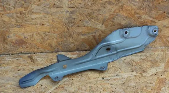 Mitsubishi Colt Fender mounting bracket MN14hsrth7b