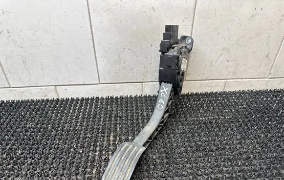 Volvo XC60 Accelerator throttle pedal 8G9N9F836BA 6PV00922016 C95YE04