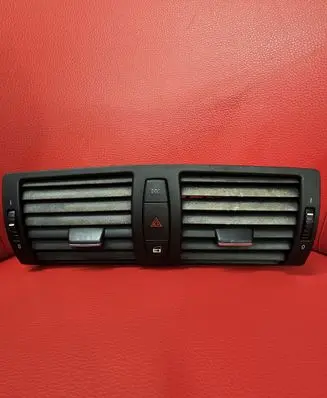 BMW 1 E81 E87 Dash center air vent grill 705918912
