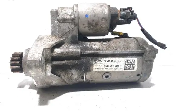Volkswagen PASSAT B7 Starter motor 02E911024H