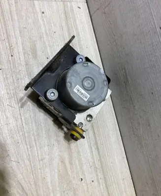 SsangYong Korando ABS Pump 4892032300