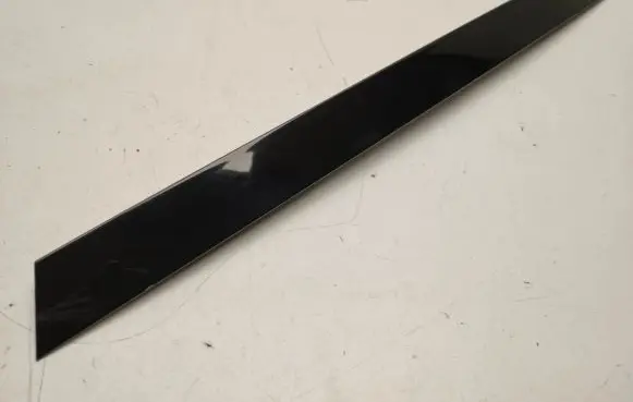 BMW X5 F15 Rear door windshield rail 7289671