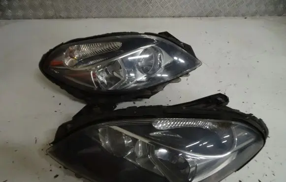 Mercedes-Benz B W246 W242 Headlight/headlamp