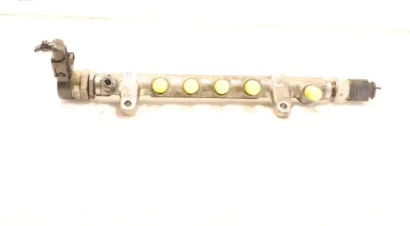 Volkswagen PASSAT B6 Fuel main line pipe