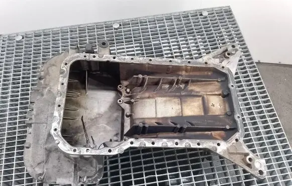 Oil sump