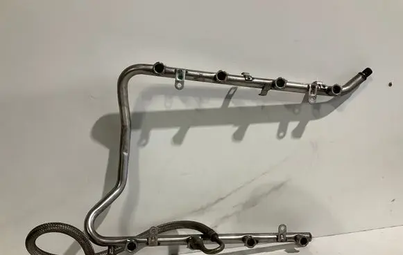 Mercedes-Benz CL C215 Fuel main line pipe