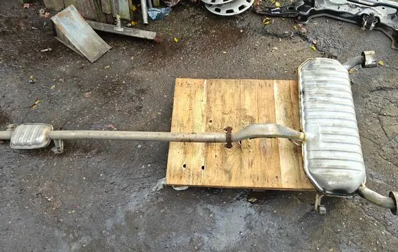 Muffler/silencer