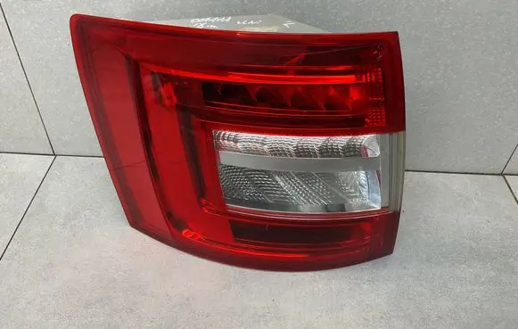 Skoda Octavia Mk3 (5E) Rear/tail lights 5E9945095B
