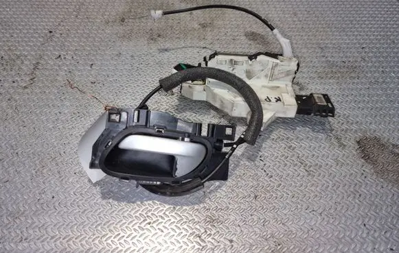 Peugeot Partner Front door lock PSA828406