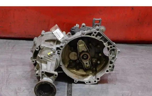 Volkswagen Transporter - Caravelle T4 Manual 6 speed gearbox CHP