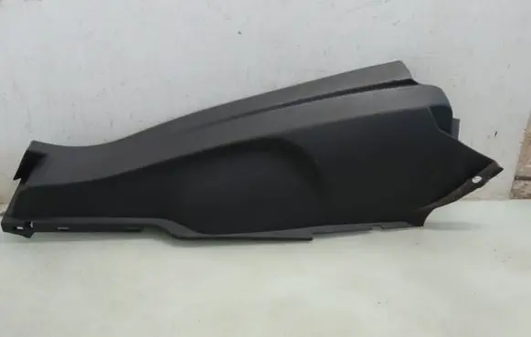 Volkswagen Golf Plus Rear seat side top trim 5M0867765H