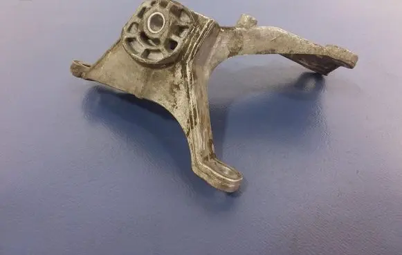 Audi A8 S8 D4 4H Gearbox mounting bracket 4H0399114E