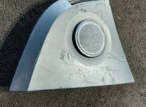 Side speaker trim/cover