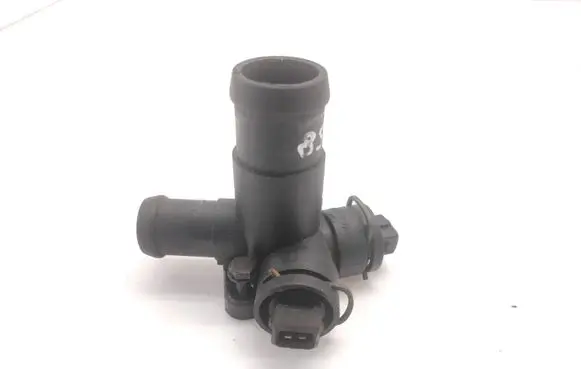 Volkswagen Golf II Engine coolant pipe/hose 101456 7700H04