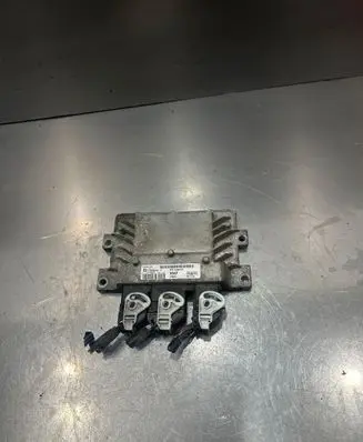 Ford Fiesta Engine control unit/module 8V2112A650SF S180047002F