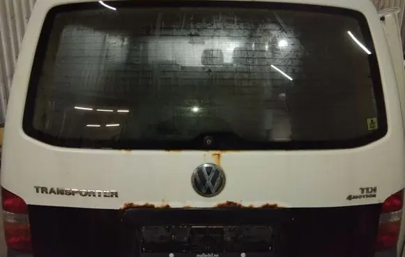 Volkswagen Transporter - Caravelle T5 Rear windscreen/windshield window 43R001564
