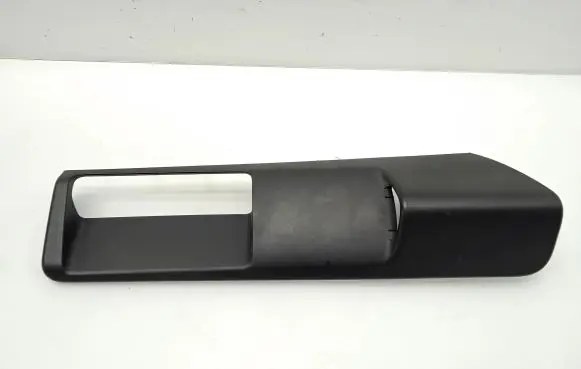 Volkswagen Transporter - Caravelle T5 Sliding door cover cap 7H0843188