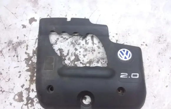 Volkswagen New Beetle Engine cover (trim) 06A103925AD PA6GF10M20