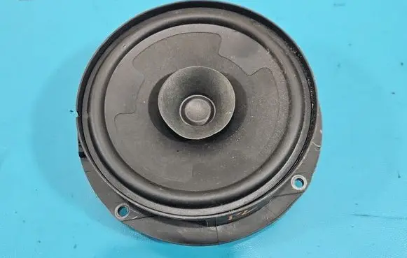 Volkswagen Up Front door speaker IMPRK1543572