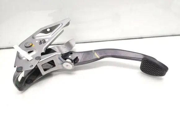 Honda CR-V Brake pedal Phc02y Phc01f
