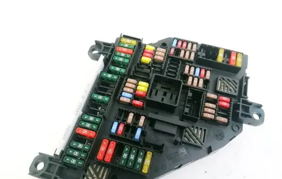 BMW 5 GT F07 Fuse box set 016704981 9252813-01