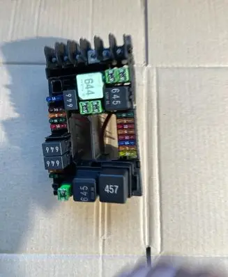 Volkswagen PASSAT B8 Fuse box set 5Q0937125B