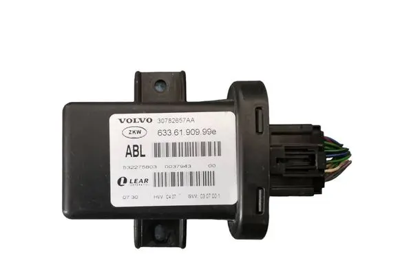 Volvo XC70 Light module LCM 30782657AA 532275803