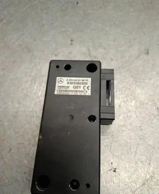 Mercedes-Benz E W211 Phone control unit/module A2038205185
