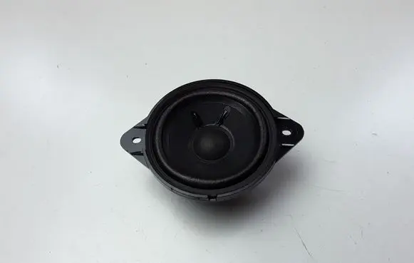 Audi A4 S4 B8 8K Parcel shelf speaker 8K9035709