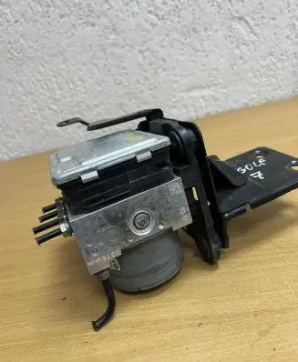 Volkswagen Golf VII ABS Pump 5Q0614517C0 D7929